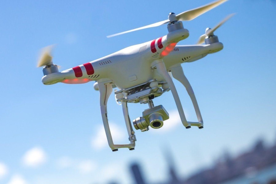 filmowanie dronem nie musi byc drogie